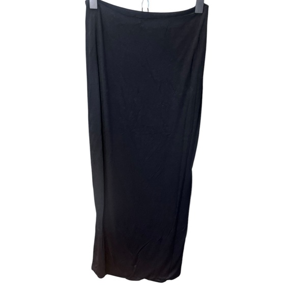 Area Stars NWOT Jacqui Maxi Skirt with Front Split in Stretch Black Size M - Picture 2 of 5